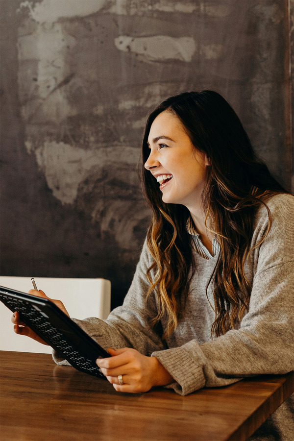 Youlend Woman W Notebook Portr