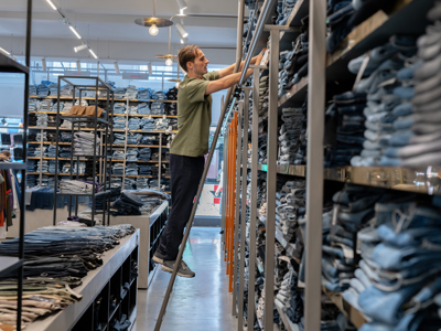 De Rode Winkel (16 Van 39)